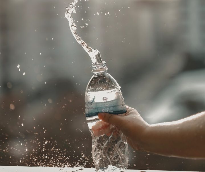 H2Liberty ionisiert, wasserstoffreich, antioxidativ, feinstrukturiertWasser Warum Wasser der Schlüssel ist